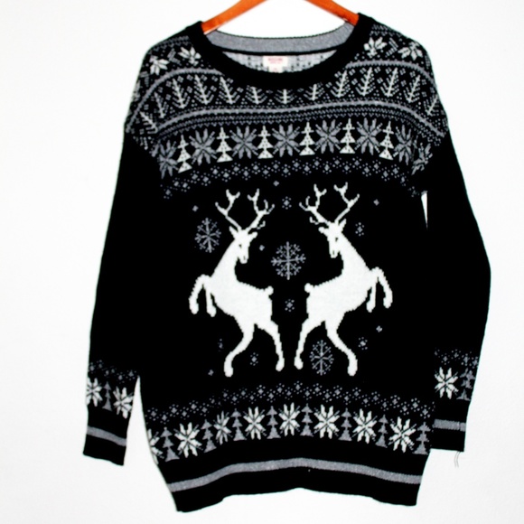 Mossimo Reindeer Oversized Fair Isle Sweater - Picture 2 of 3